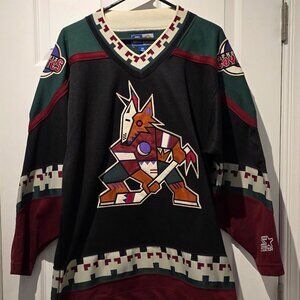 Original NHL Endorsed Starter Phoenix Coyote Jersey Men's Medium -Mint Condition